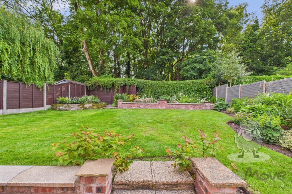 CAM05128G0-PR0011-STILL060