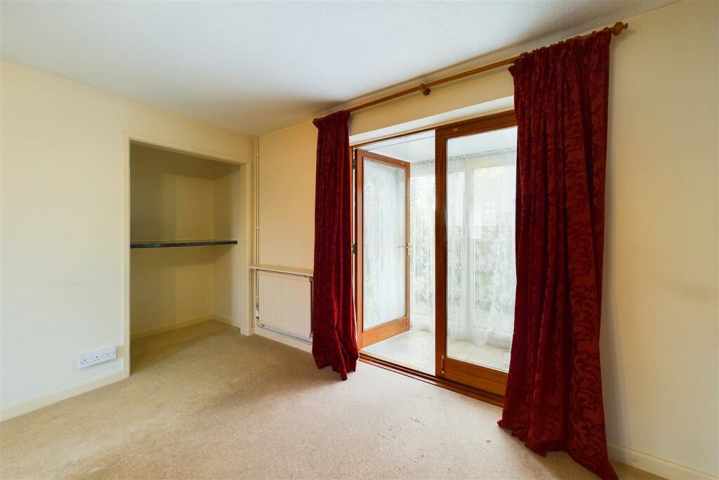 Chafra, The Common, Stoke Lodge, Patchway BS34 6AL
