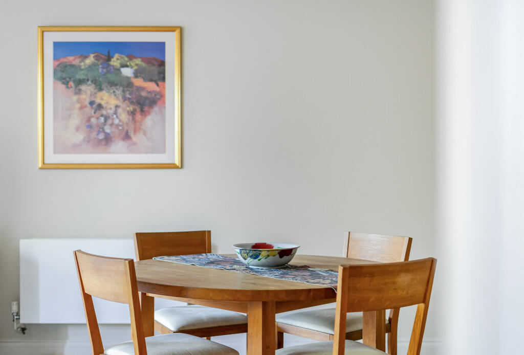 1330798-15-688730...