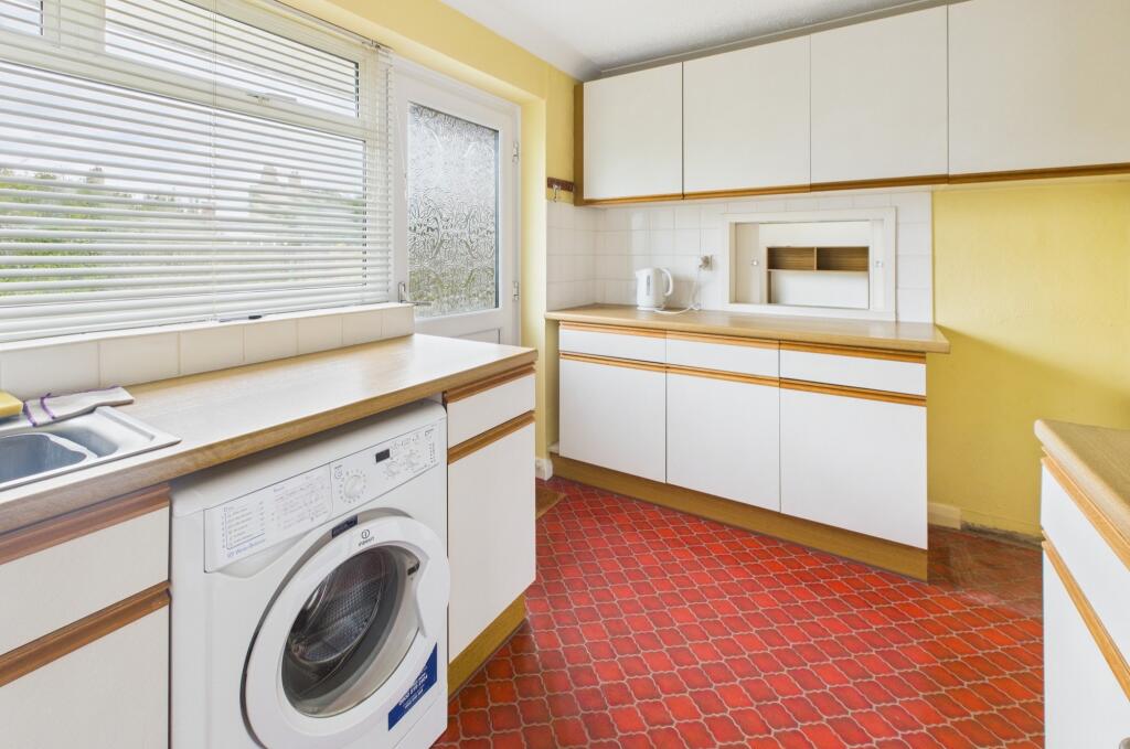 CAM02519G0-PR0334-STILL007