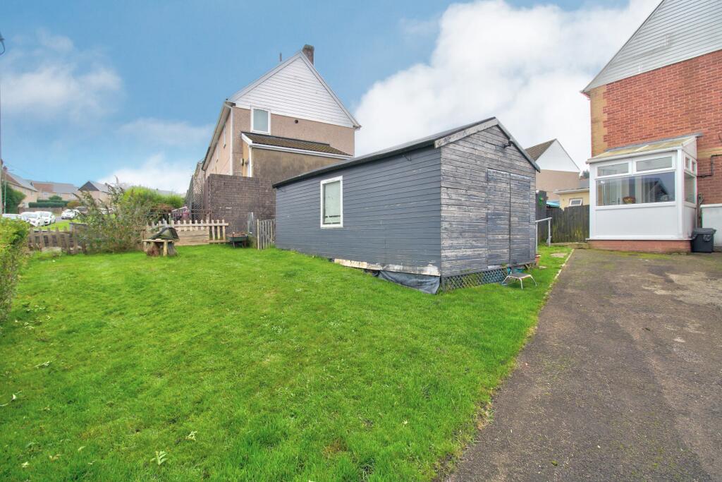 FBF94EDD-4EAA-4711-BDD7-528FA586F835