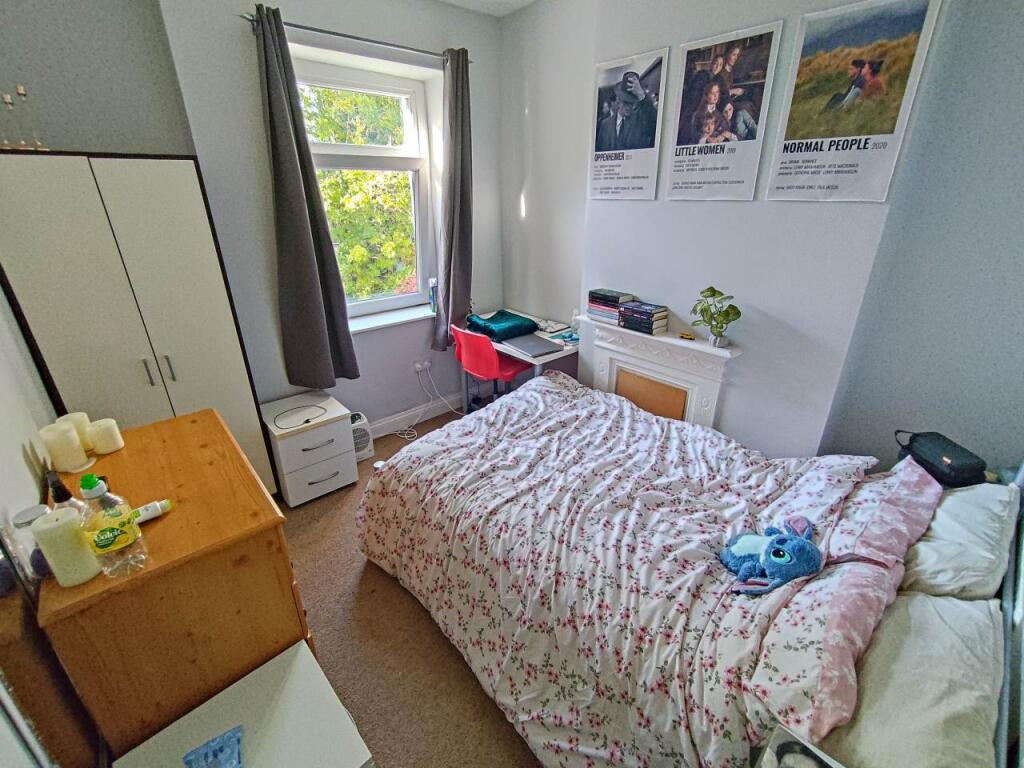 First floor middle b