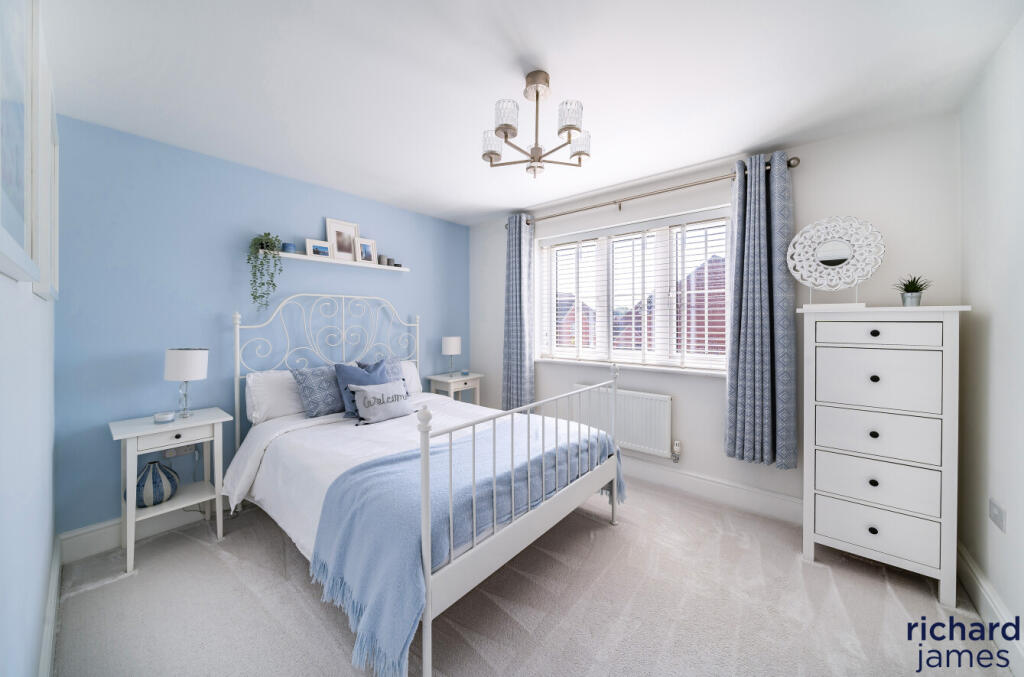 0e819eb7-4c5d-458...