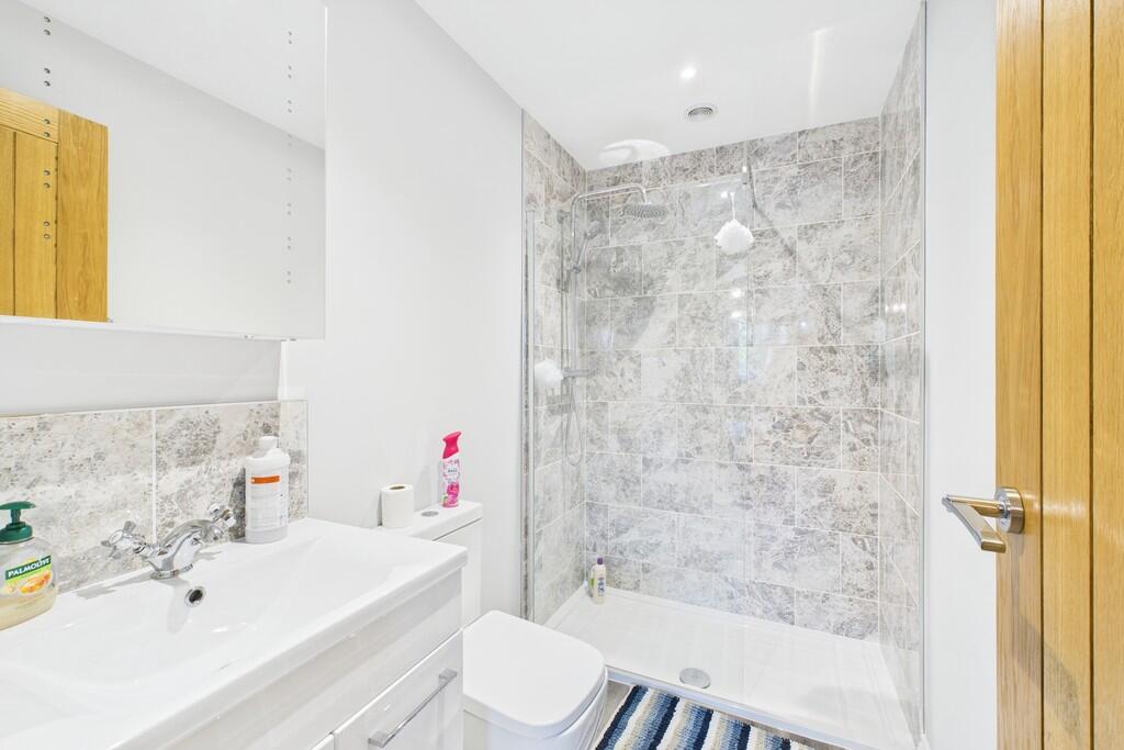 CAM01689G0-PR0459...