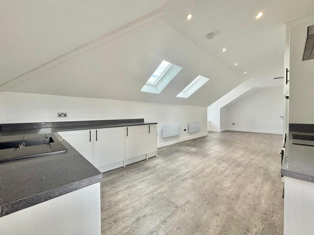 Open Plan Living/Kitchen
