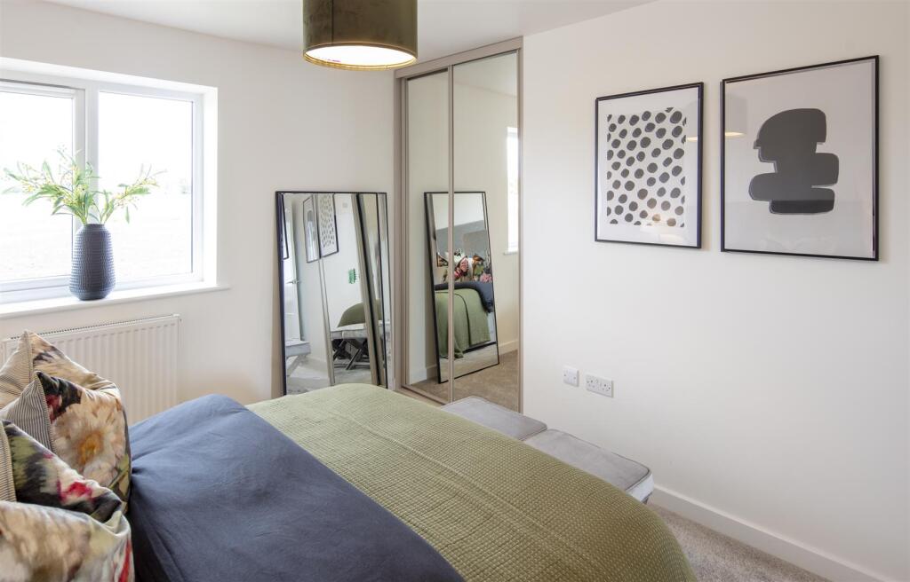Principal bedroom