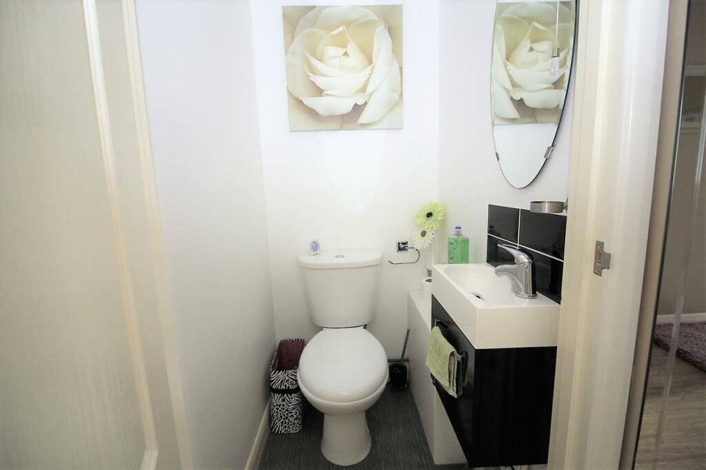 Bedroom Two Ensuite
