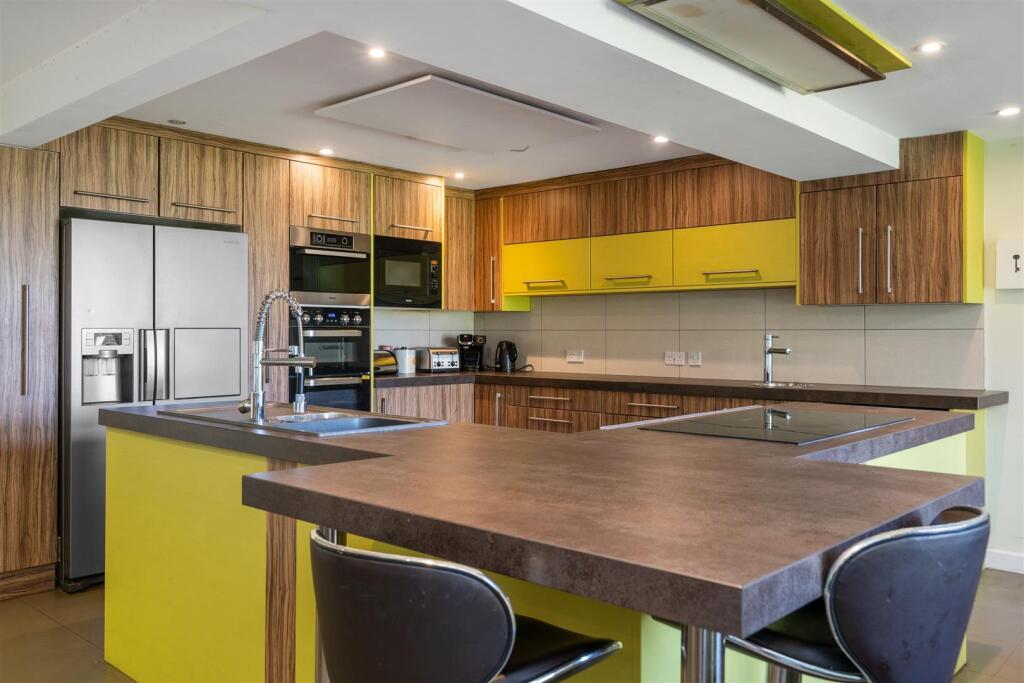 41 Meriden Road_11.jpg