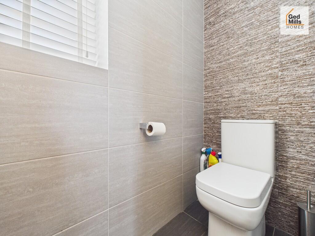 CAM04261G0-PR0108...