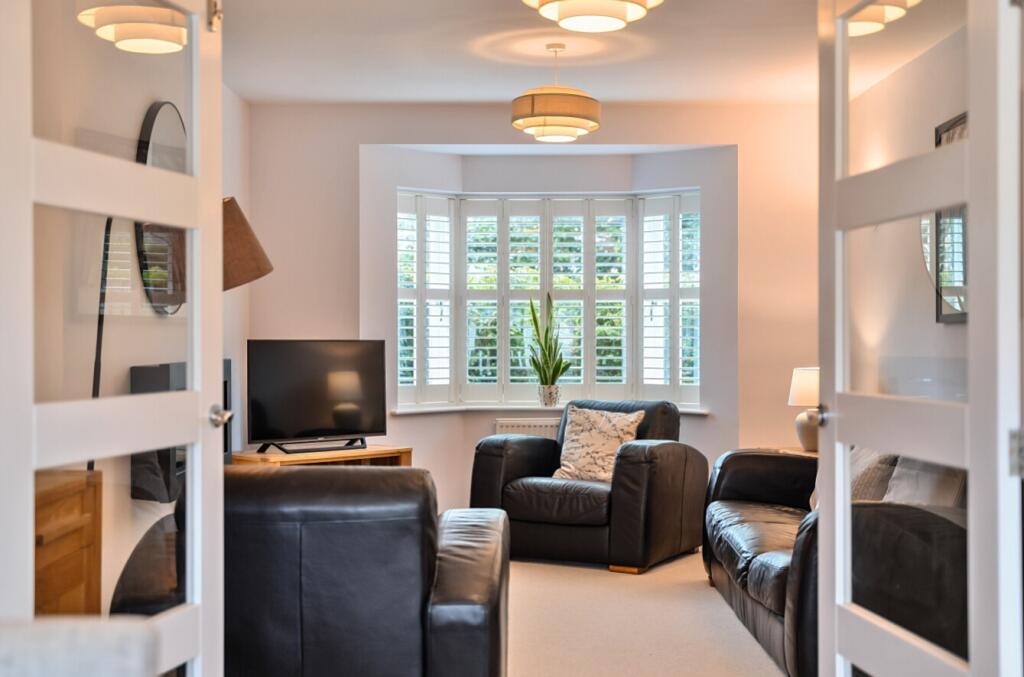 Estate Agent in Harrogate Living Room4