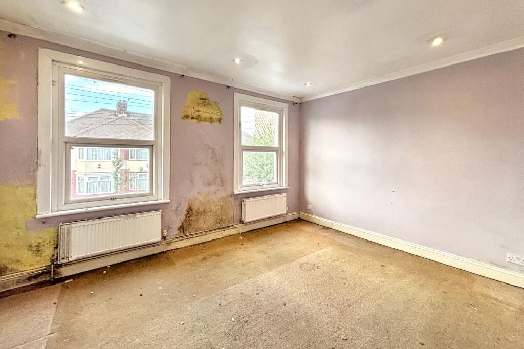 62 Cavendish Road, Edmonton, London N18 2LS