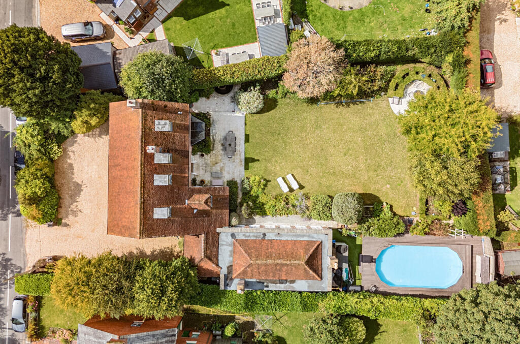 1345661-3-68bb460...