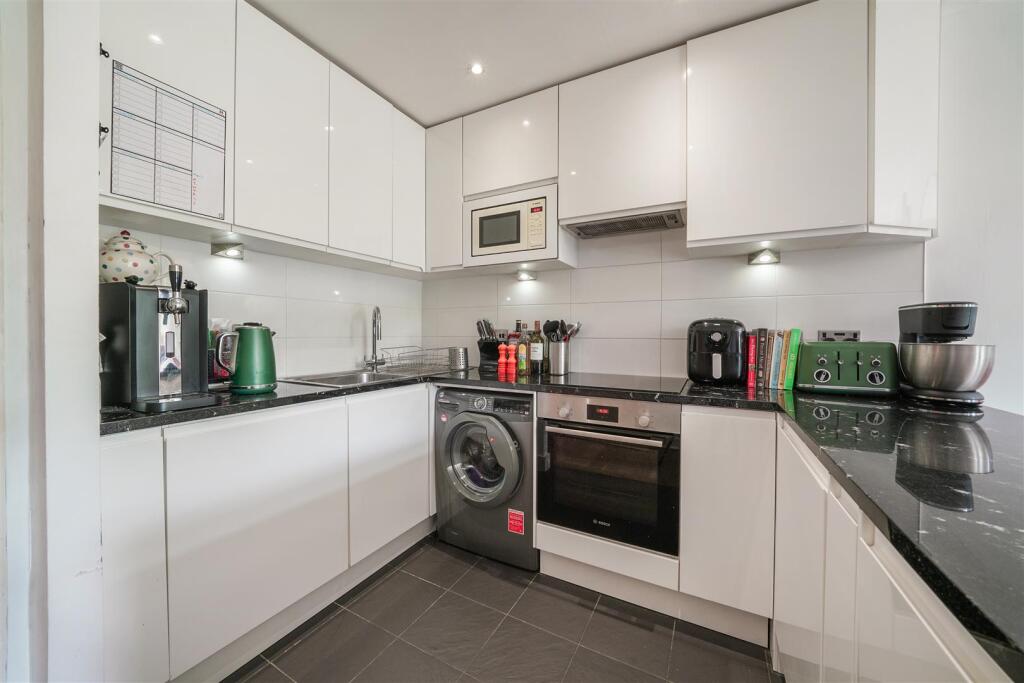 Flat 23, Catalpa Court - 5ecQsZ4WLbekhSXDtTVf.jpg