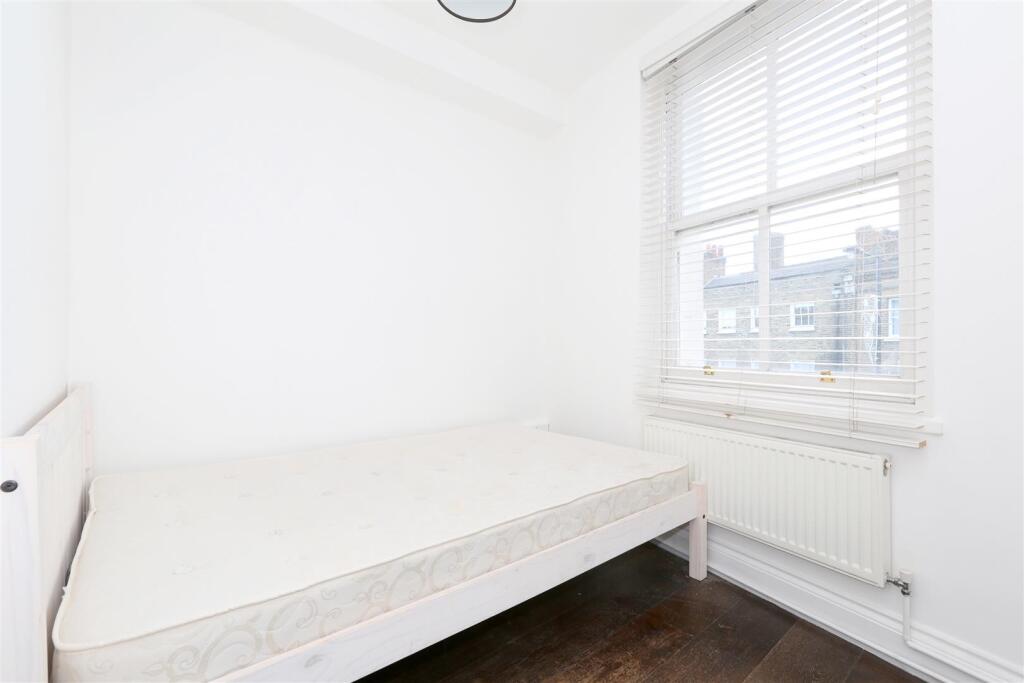 Stoke Newington Church Street, N16