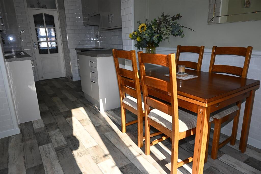 Kitchen Diner