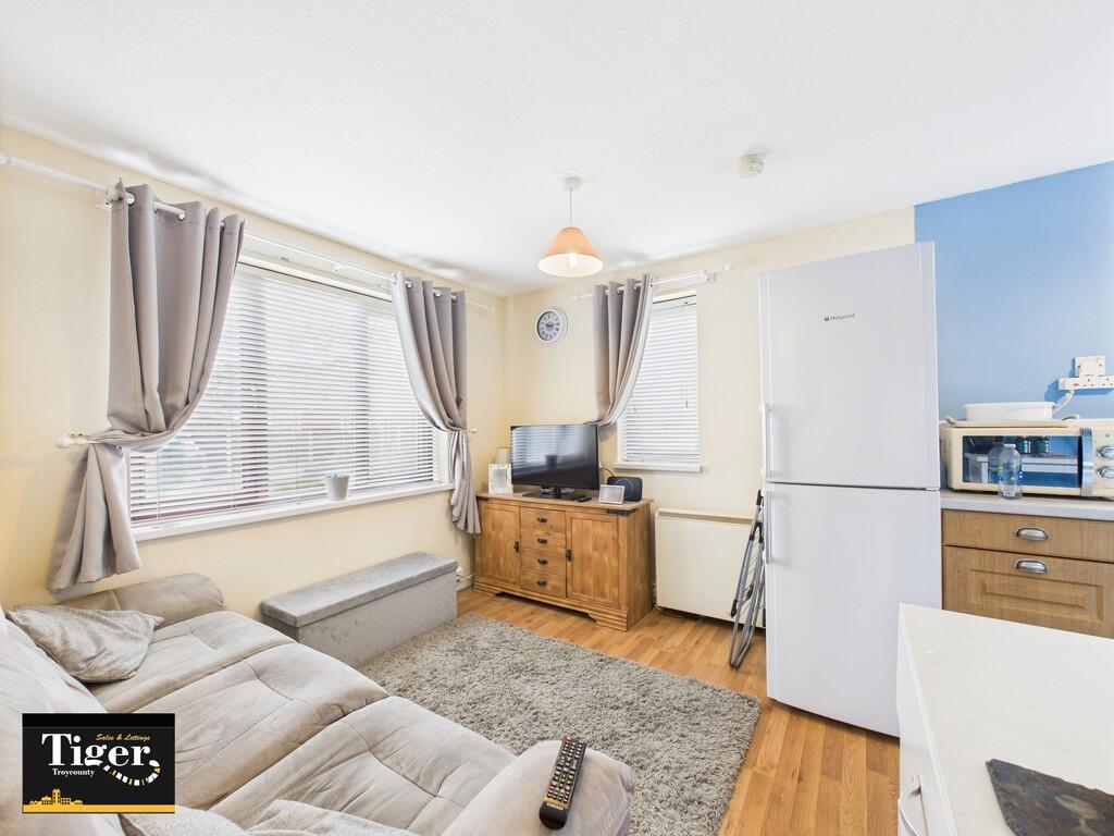 CAM03440G0-PR0397...