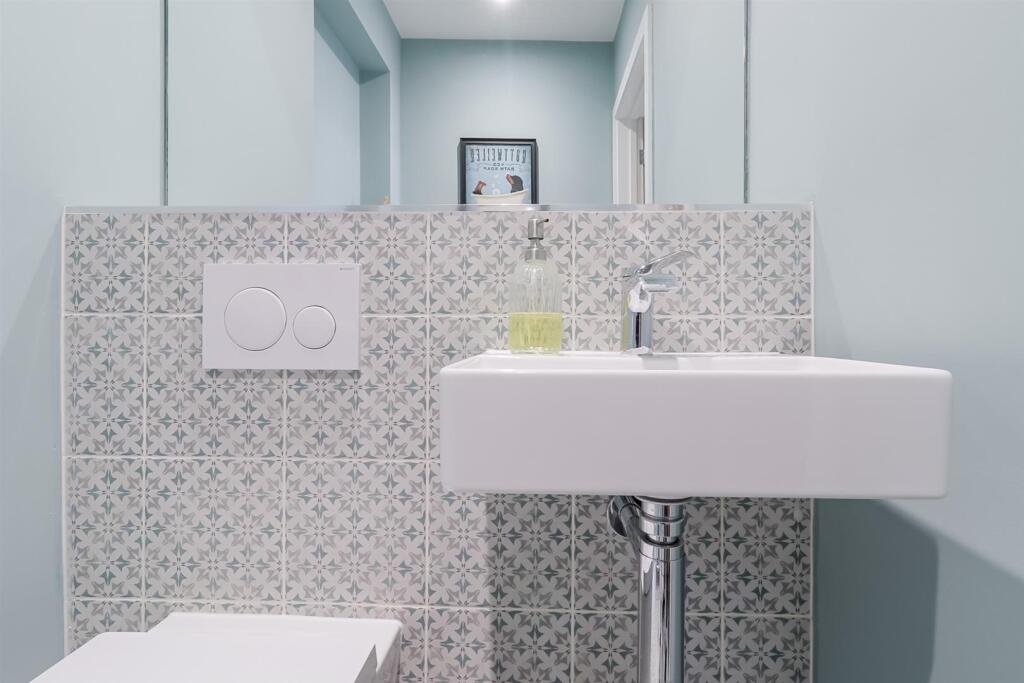 WC (2).jpg