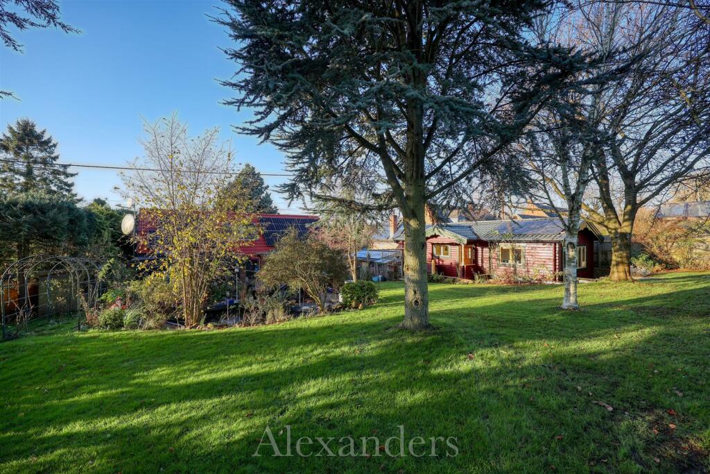 14 Highfield End-13.jpg