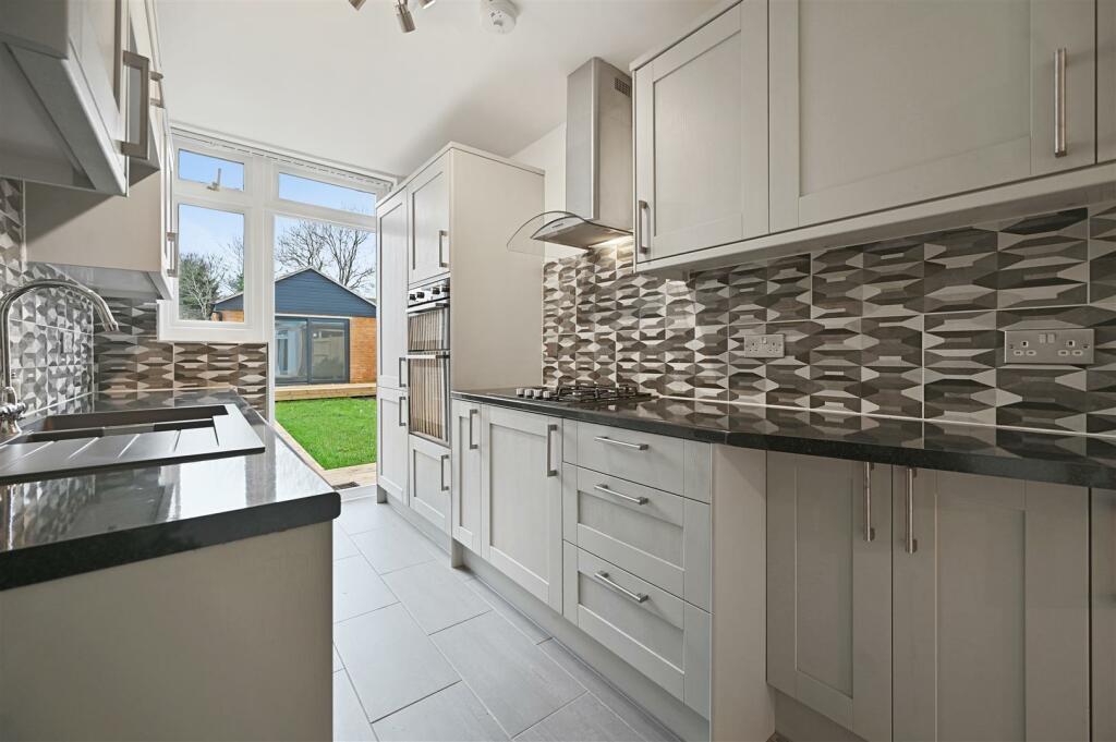 RCAR- Sutton Common Road8.JPG