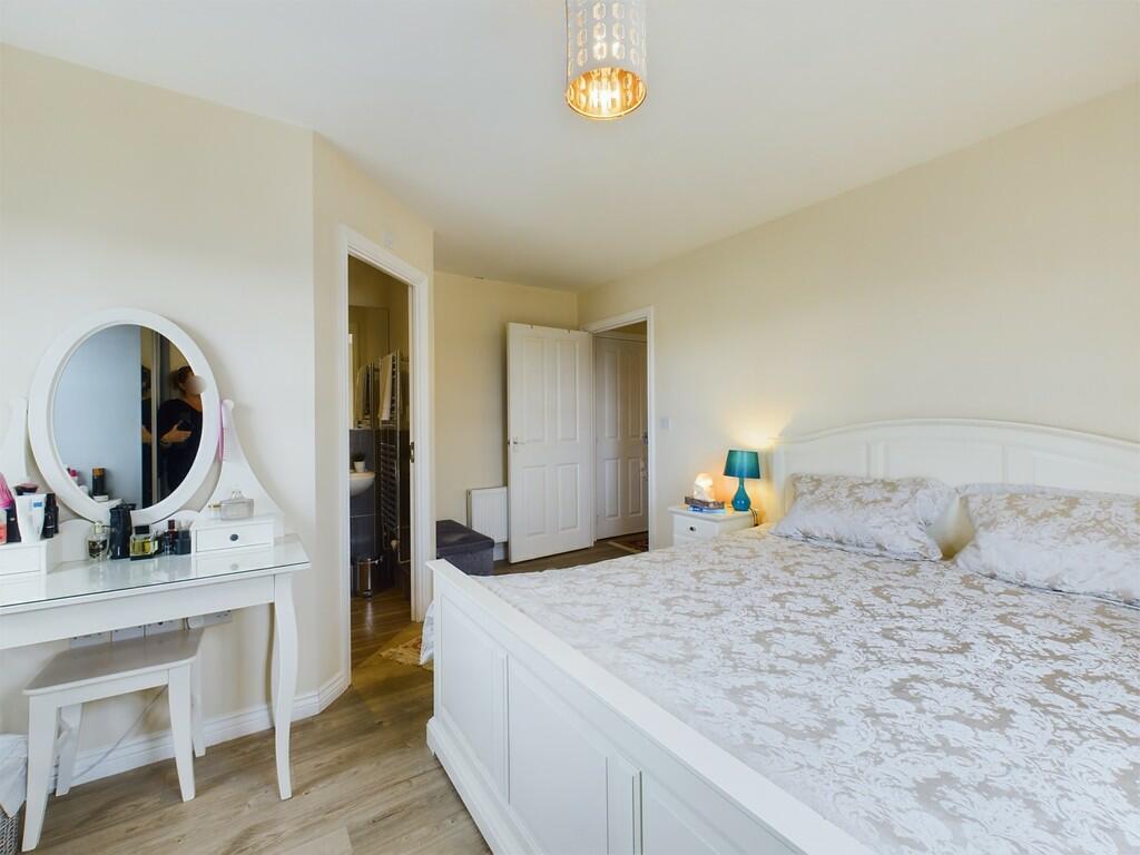 Master Bedroom An...