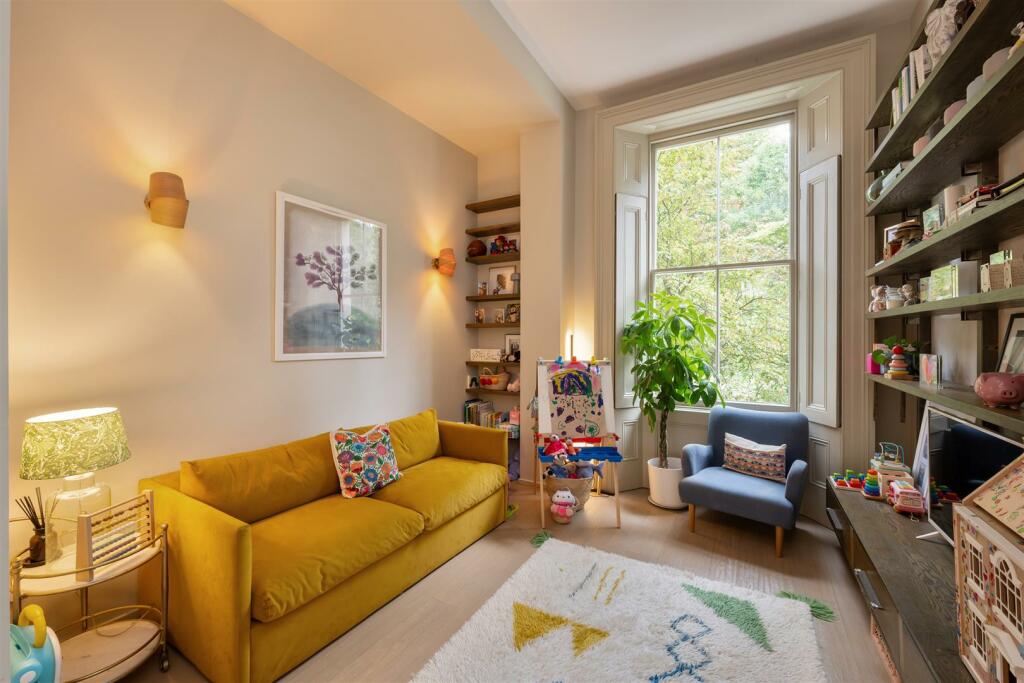 12a Randolph Crescent Lo-21.jpg