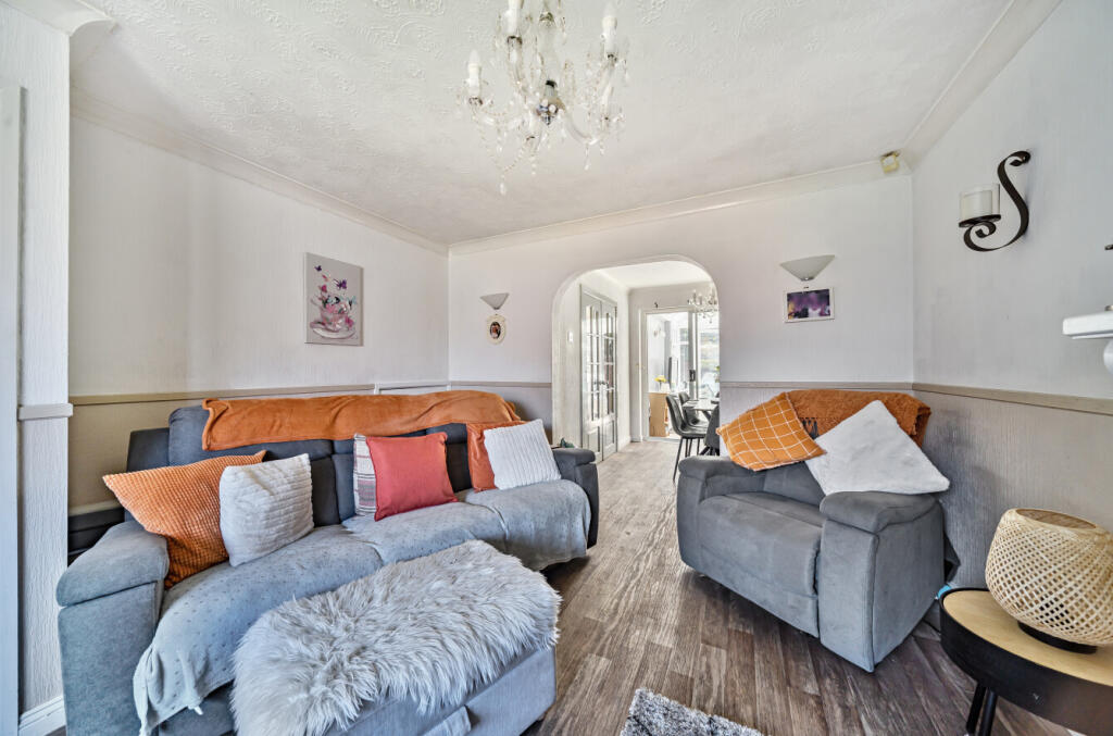 14-6822127fe9b14-...