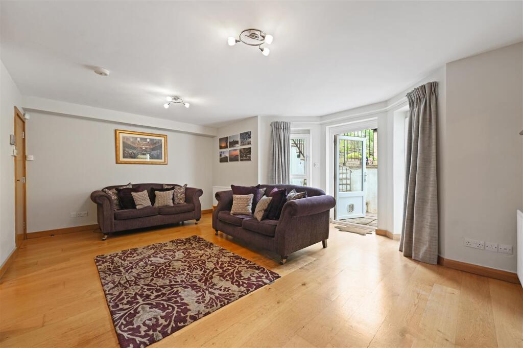 AR - Rosemont Road12.JPG