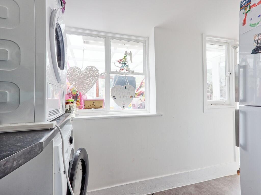 IMG_5697_8_9_easy...