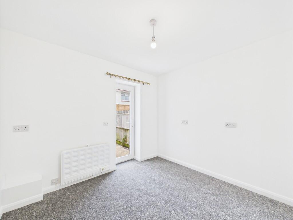 CAM03519G0-PR0356...