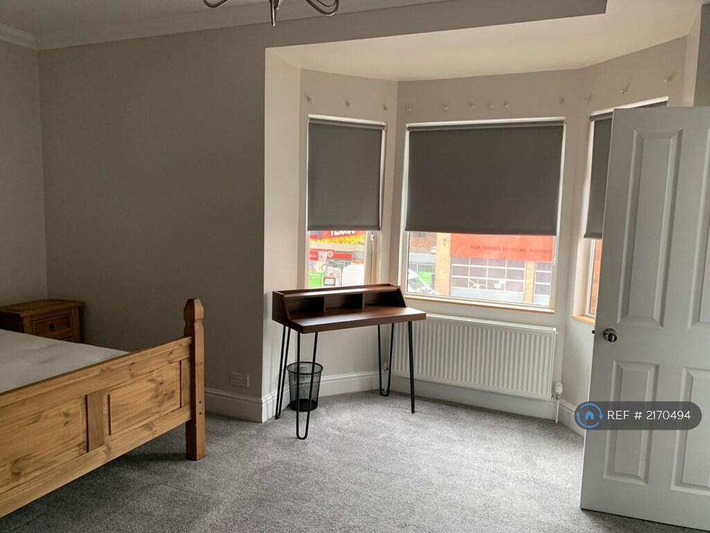 Large Double Room With En-Suite