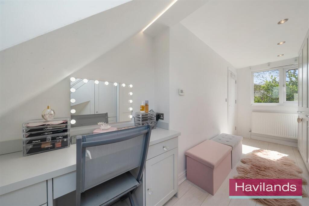 Lindal Cresent-4.jpg