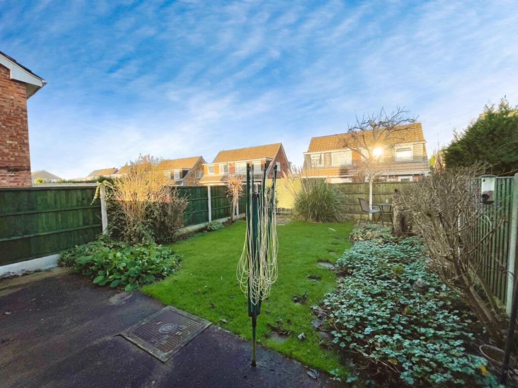 394b609e--4F62-BA7E-EEF5F55D44C5-76406-00000A46439