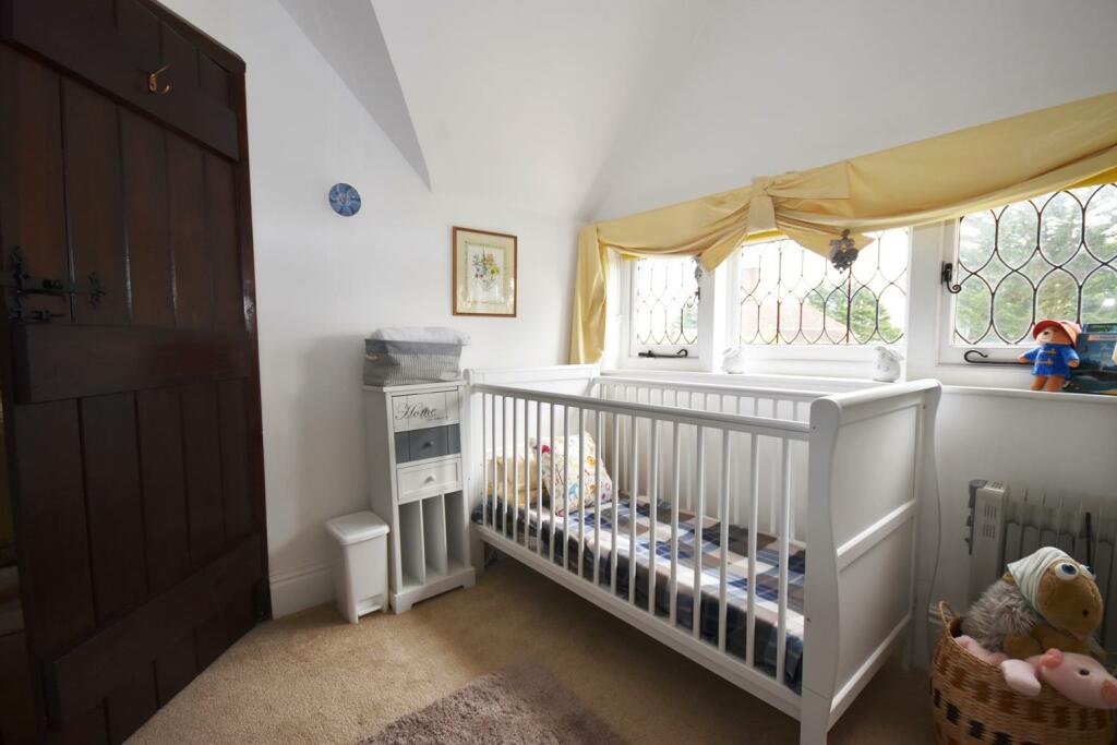Bed 3.JPG
