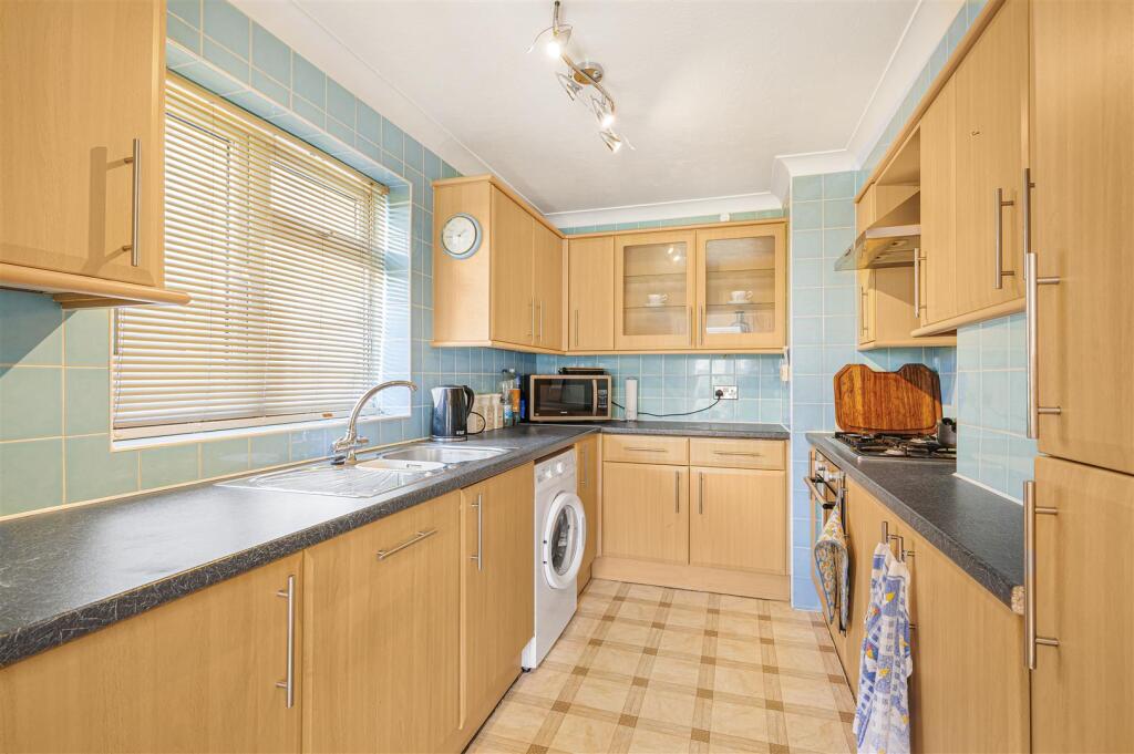 Fitted Kitchen