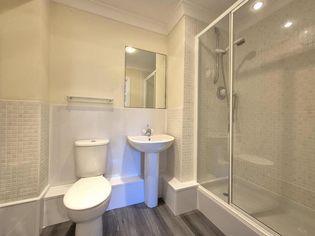 Bedroom 1 En-Suite