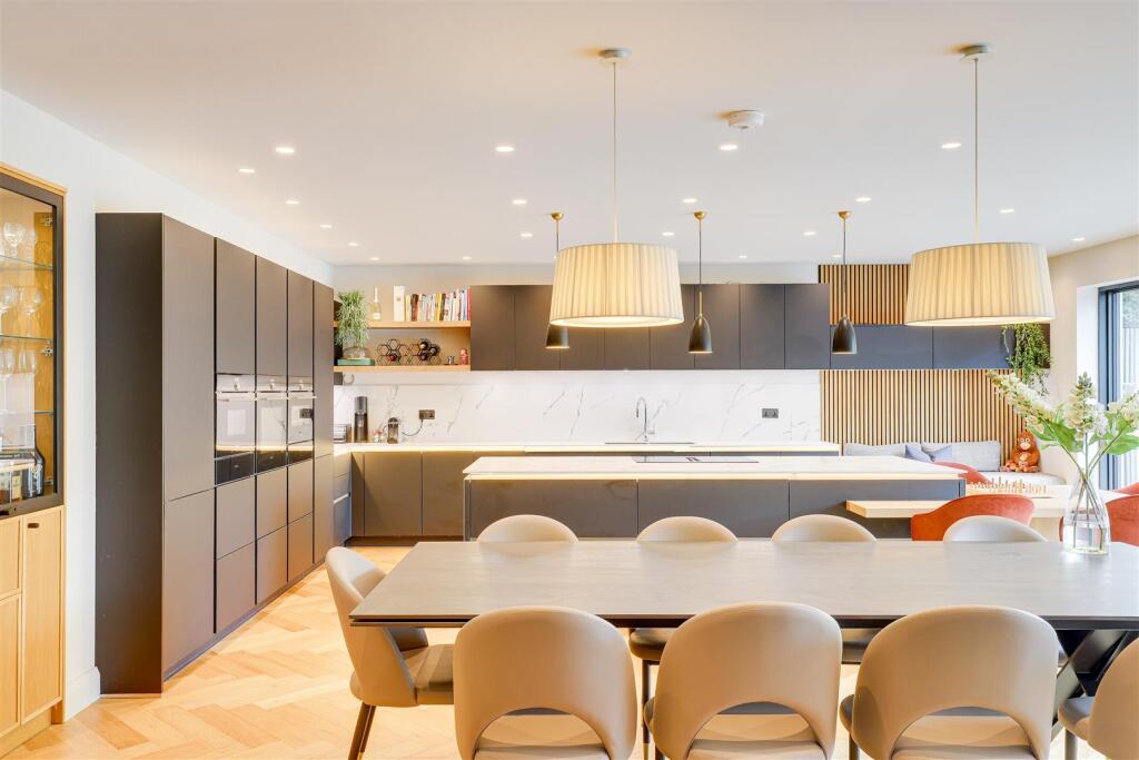 Open Plan Living Kitchen Area (4).jpg