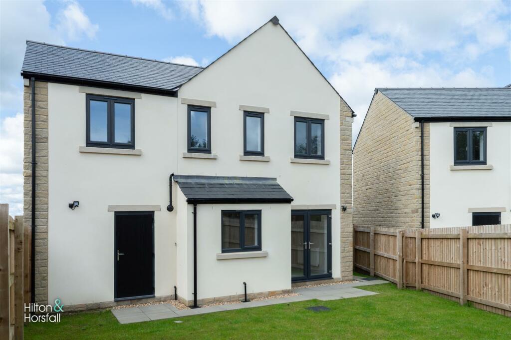 Millers Green, Worsthorne - Plot 13