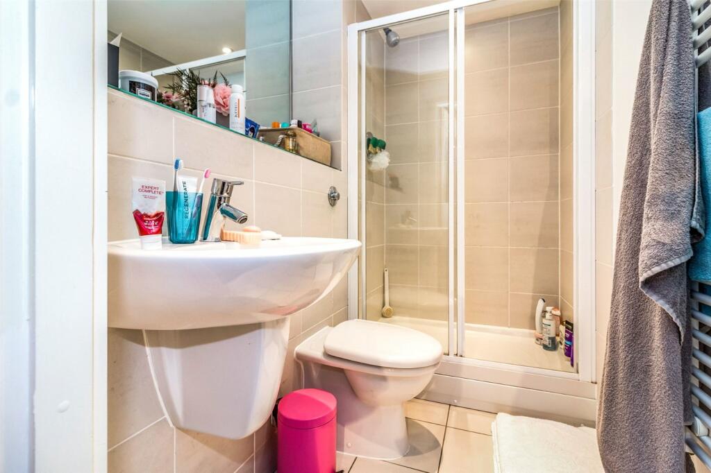 En-suite shower room