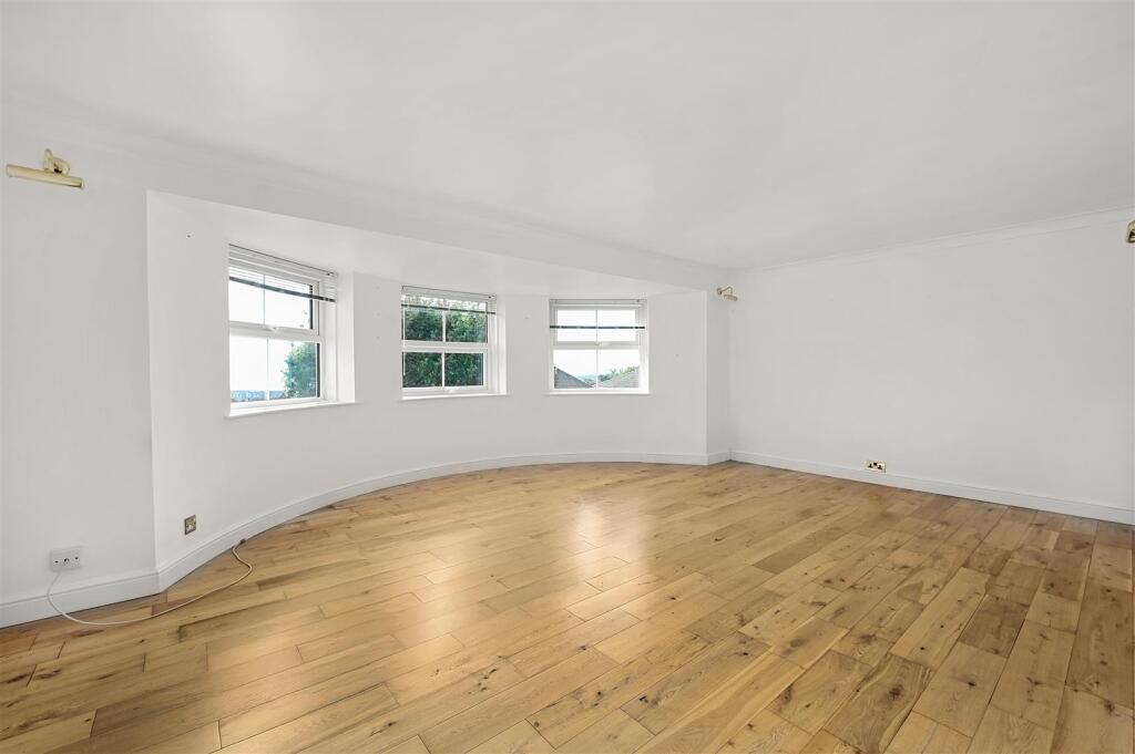 5 Millfield TN402AR (8).jpg