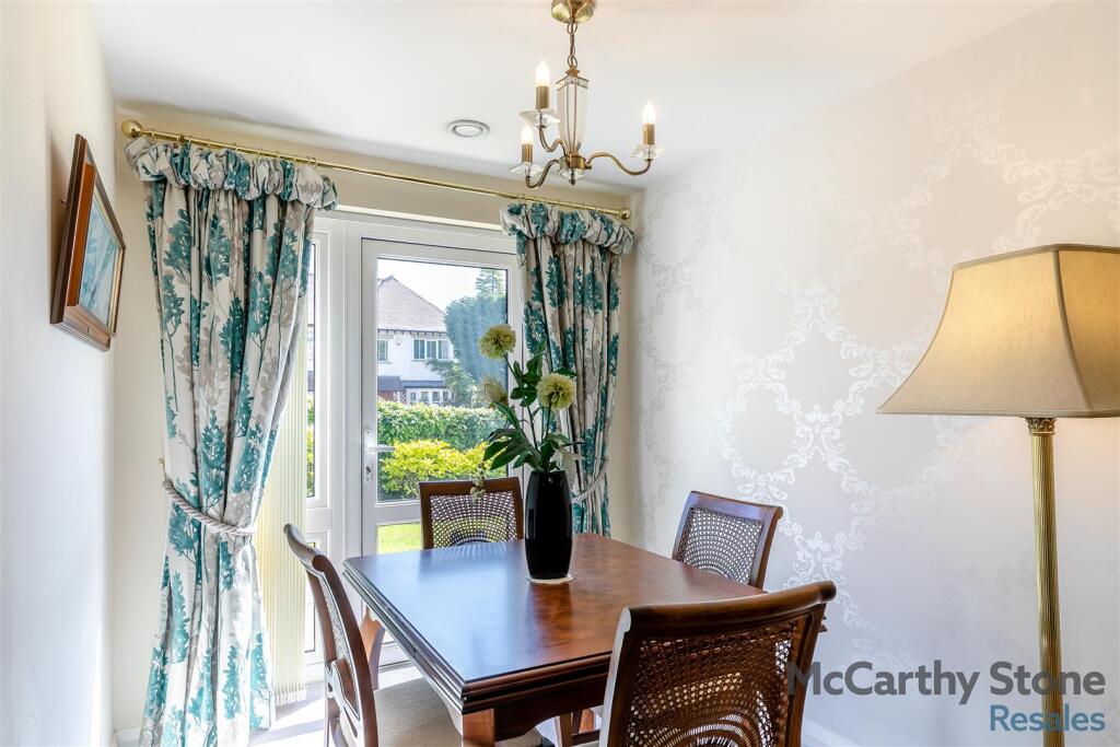 8645364-interior09.jpg