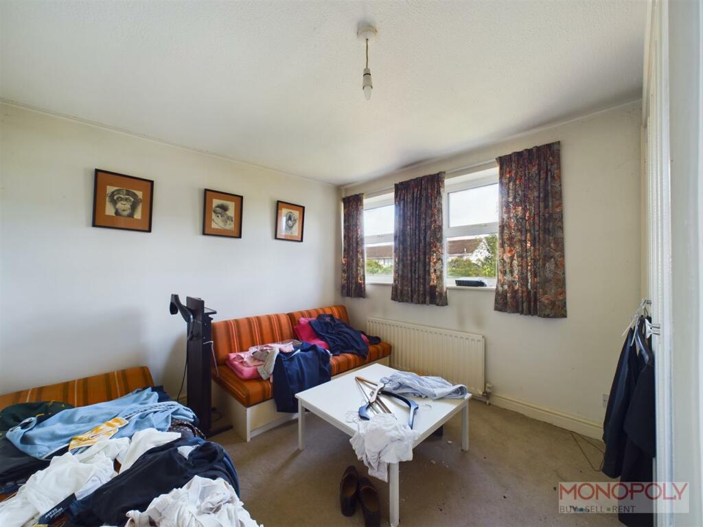 CAM01943G0-PR0299-STILL016.jpg