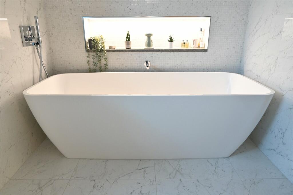 Bedroom 1 Ensuite