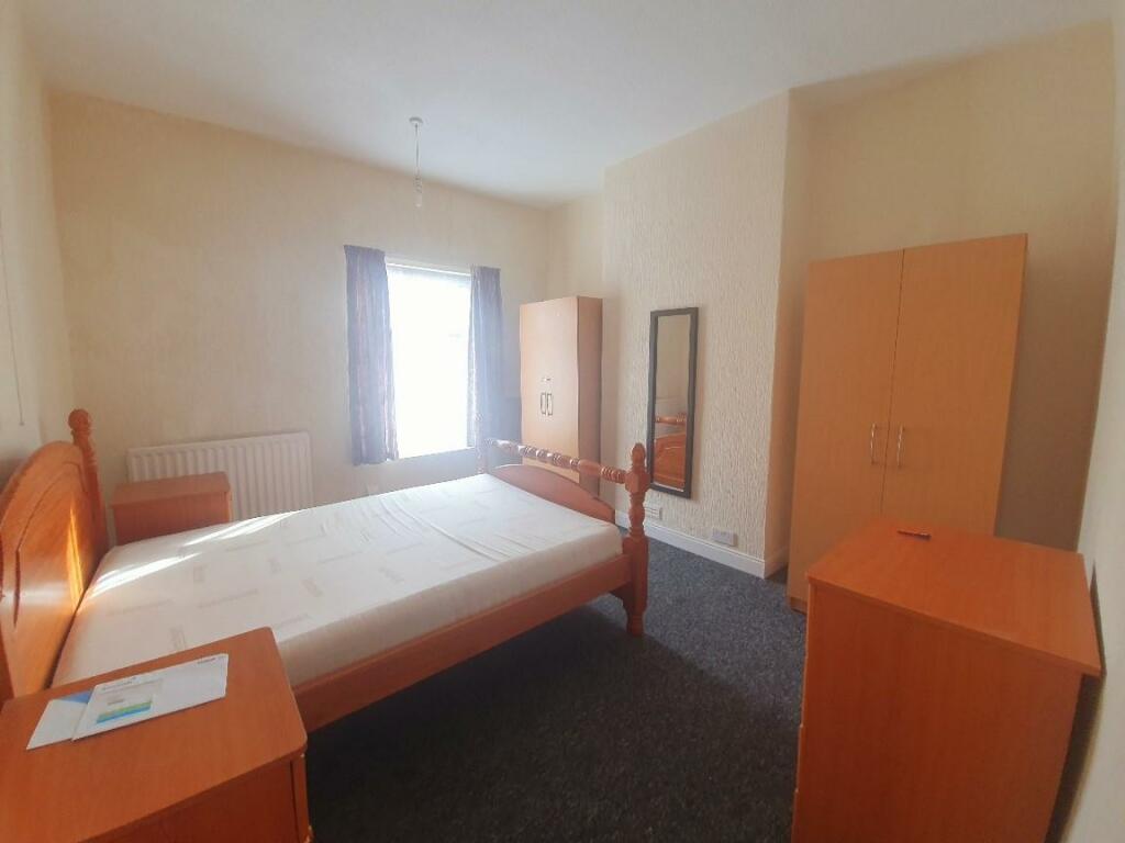 Bedroom - Front .jpg