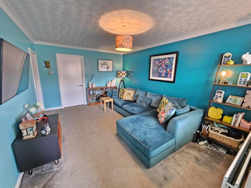 Lounge Additional Image