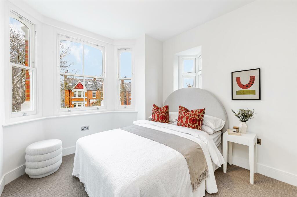 Flat 4 -  8 Twyford Avenue-10.jpg