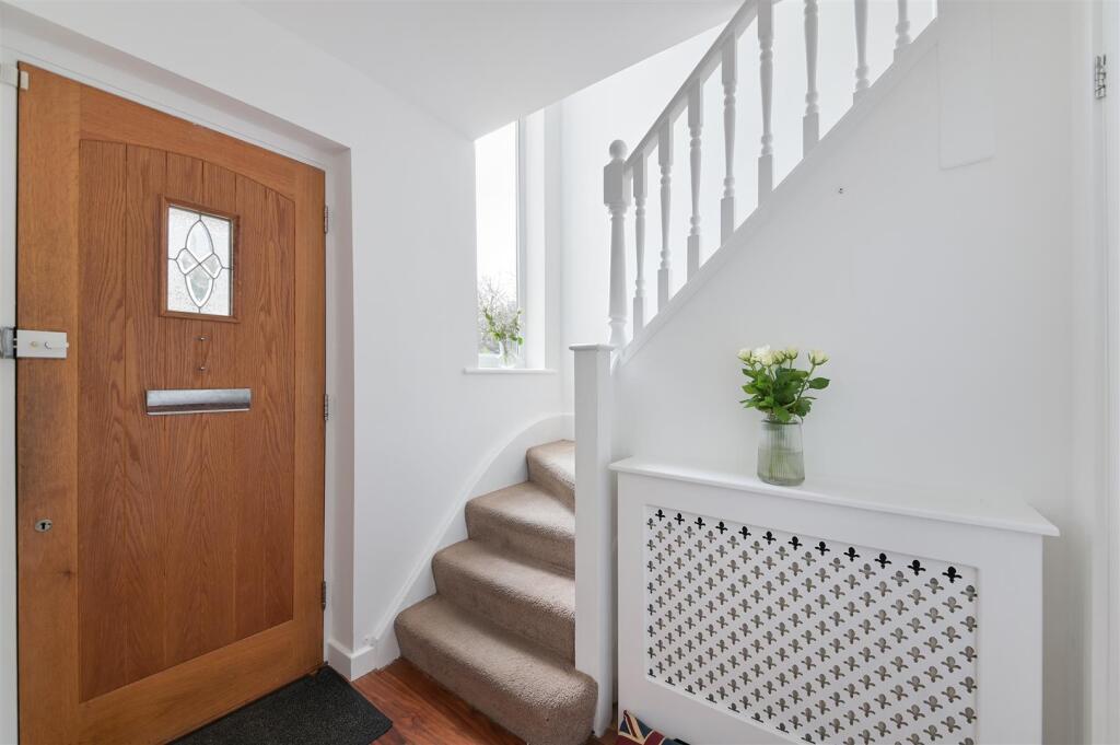 CHIPSTEAD WAY,42- (7).jpg