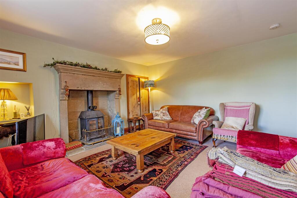 Reception Room-2.jpg