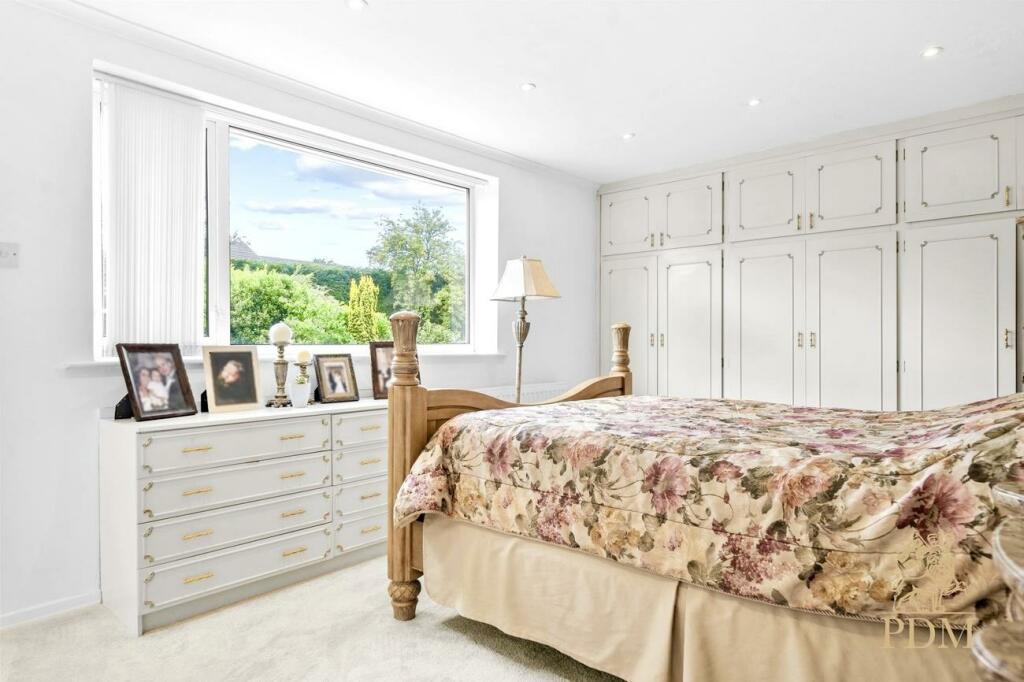 149 Hillside Road Bramcote NG9 3BJ