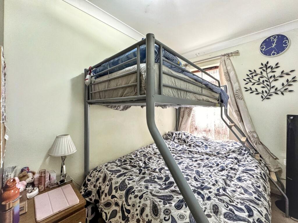 Single bedroom