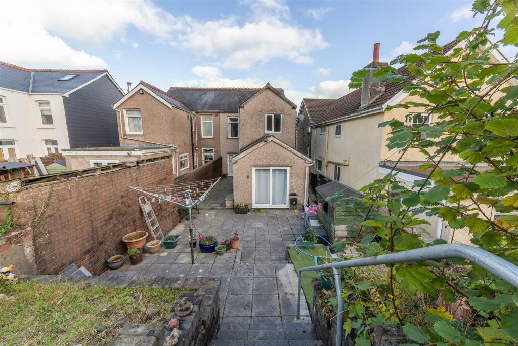 53 Sunnybank Rd-31.jpg